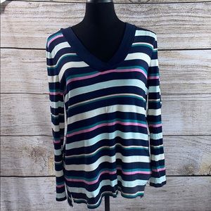 Women’s Gap Top